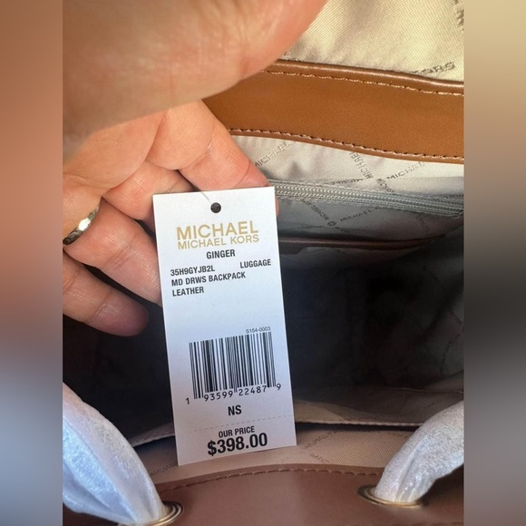 Michael Kors Ginger Medium Backpack with Wallet - Picture 6 of 10